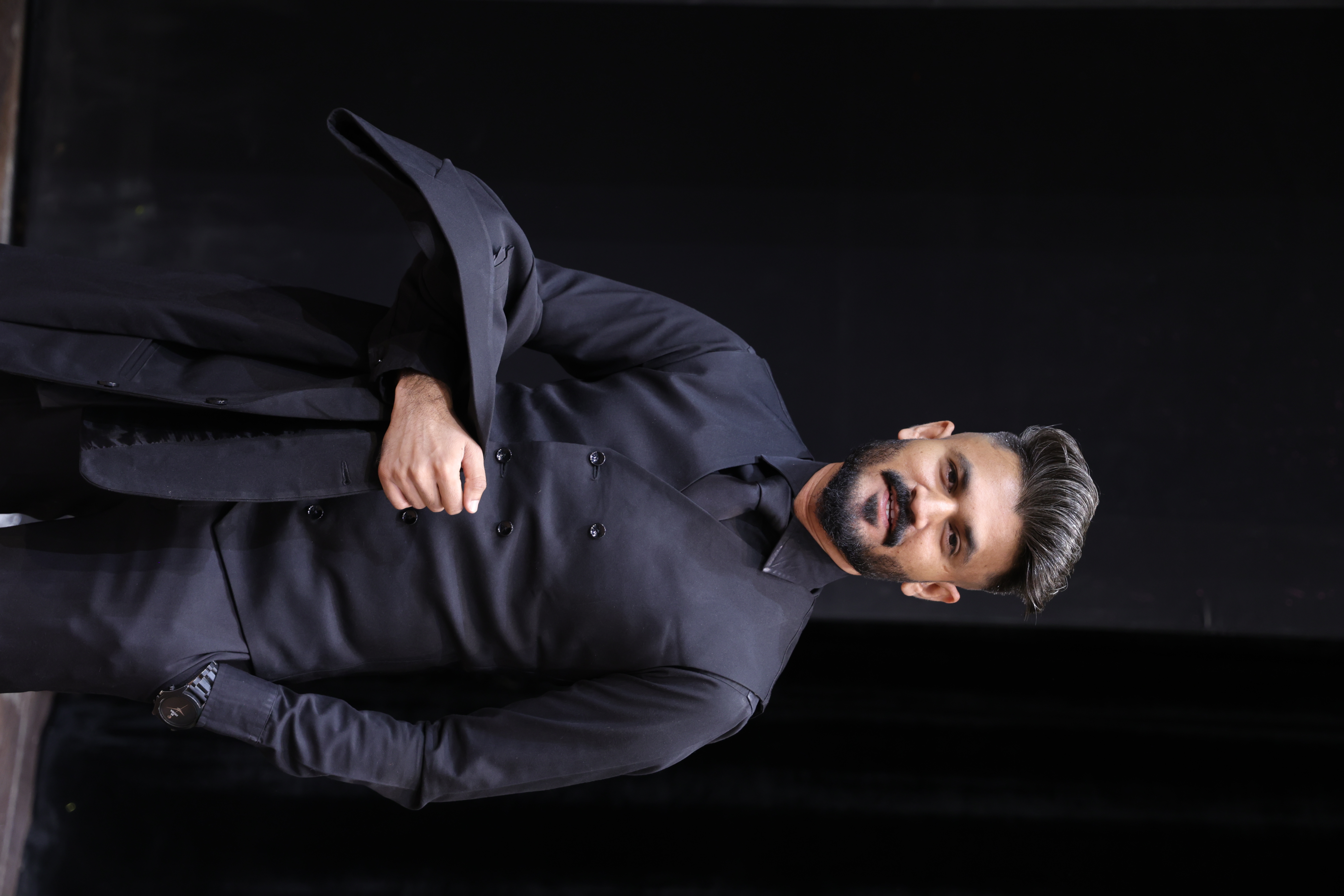 MR. MAYUR KHRISTI